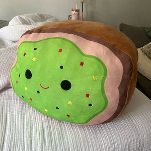 Sinclair the avocado toast 20” squishmallow new w/o tags